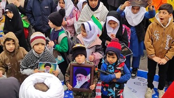 فیلم| رجز خوانی یک دهه نودی خمینی‌شهری