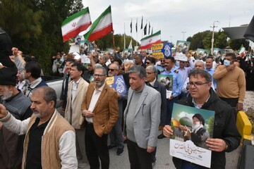 فیلم | خروش مردم جزیره خارگ در راهپیمایی روز قدس