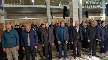 تصاویر/ اقامه نماز جمعه پلدشت