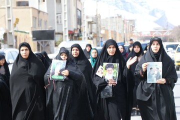 تصاویر/ حضور طلاب مدارس علمیه خواهران آذربایجان غربی در راهپیمایی روز جهانی قدس