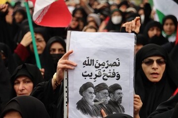 حضور با شکوه مردم البرز زیر بارش برف، باران و جنگنده های متجاوز+ تصاویر و ویدیو