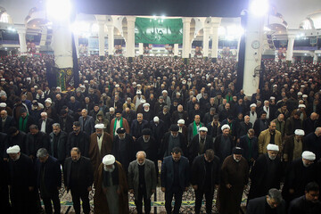 تصاویر/ اقامه نمازجمعه یوم‌الله قدس به امامت آیت‌الله سعیدی