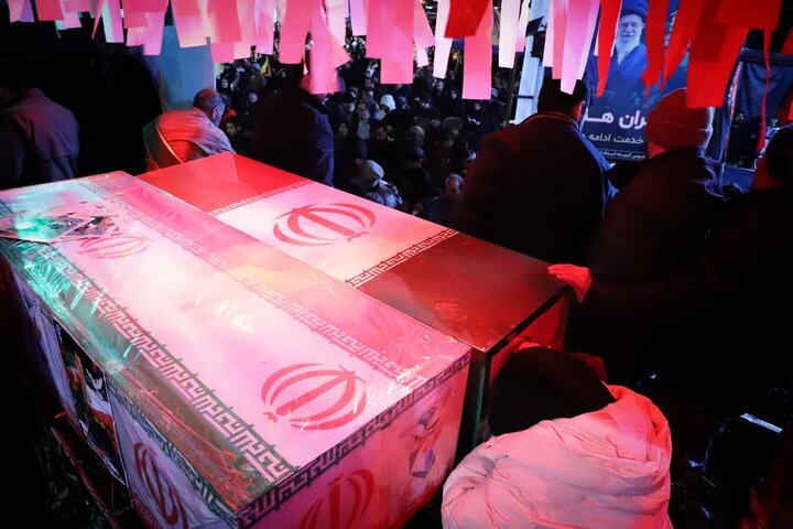 تصاویر/مراسم شبی با شهدای والامقام سردار شهید اسلام سپهبد محمد پاکپور و سرهنگ پاسدار حاج وحید هاشمی در اراک