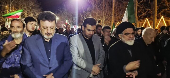 تصاویر/ اجتماع مردمی بیعت با رهبر معظم انقلاب و محکومیت رژیم صهیونیستی و آمریکای جنایتکار در نطنز