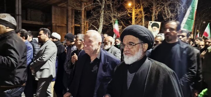 تصاویر/ اجتماع مردمی بیعت با رهبر معظم انقلاب و محکومیت رژیم صهیونیستی و آمریکای جنایتکار در نطنز