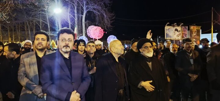 تصاویر/ اجتماع مردمی بیعت با رهبر معظم انقلاب و محکومیت رژیم صهیونیستی و آمریکای جنایتکار در نطنز