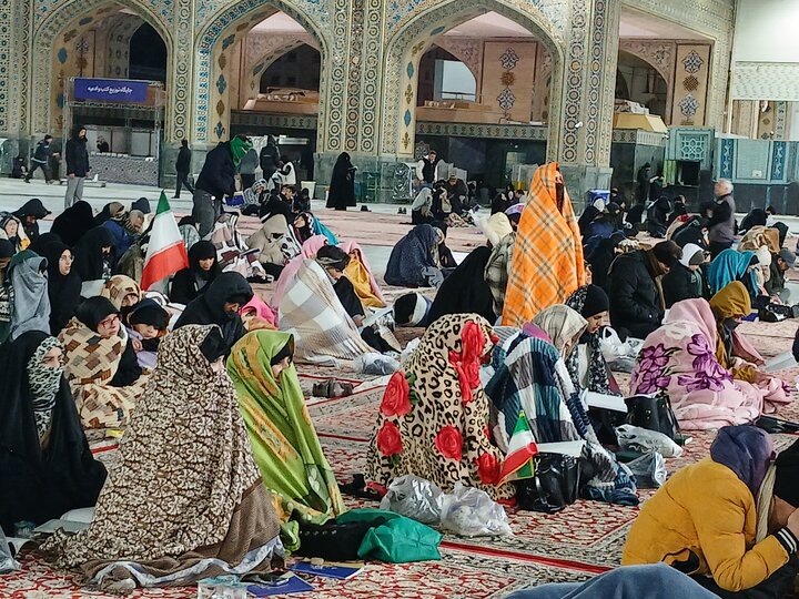 تصاویر/مراسم احیای شب قدر ۲۳ ماه مبارک رمضان حرم رضوی
