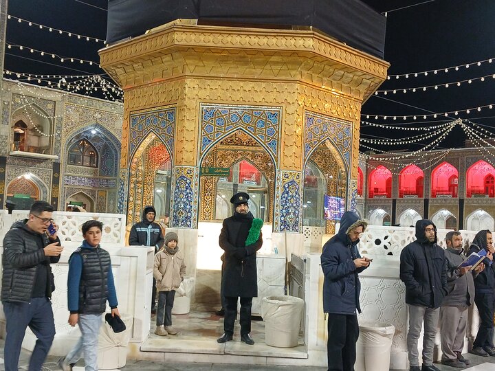 تصاویر/مراسم احیای شب قدر ۲۳ ماه مبارک رمضان حرم رضوی