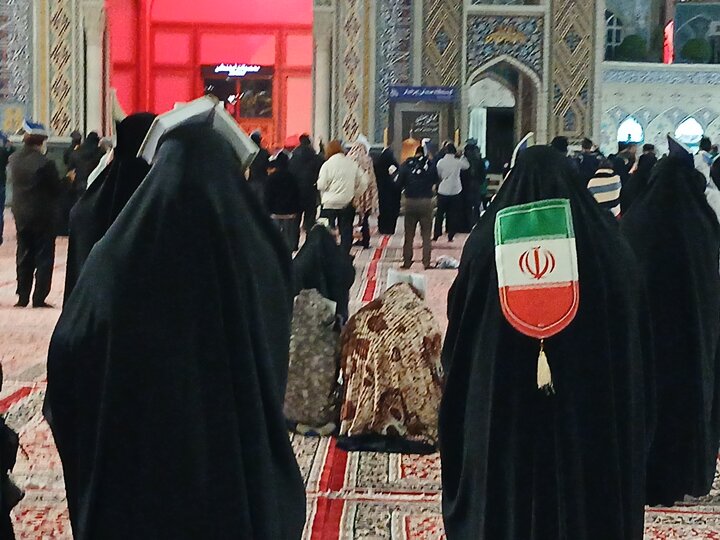 تصاویر مراسم احیای شب قدر۲۳ماه مبارک رمضان در حرم رضوی