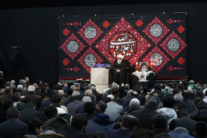تصاویر/ مراسم سومین شب از لیالی قدر در مسجد جنرال ارومیه