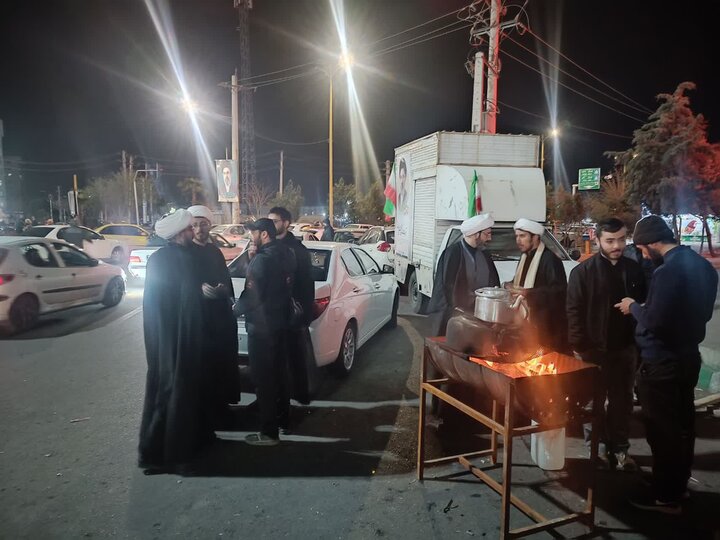 تصاویر/ برپایی موکب انصار المهدی(عج) مدرسه علمیه امام صادق علیه‌السلام پرند