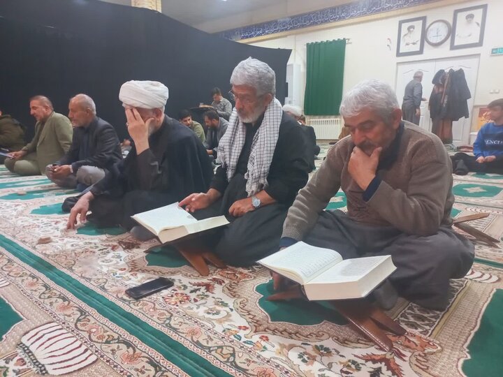تصاویر/برگزاری مراسم شب قدر در مسجد امام حسن مجتبی(ع) کامیاران