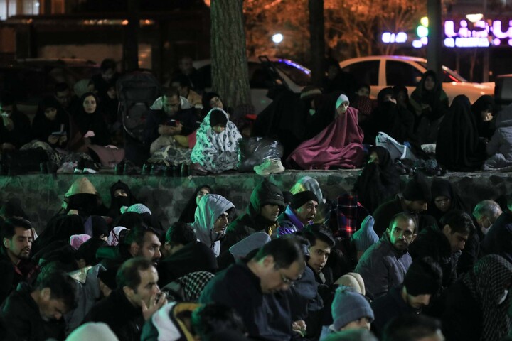 تصاویر| شب قدر 23 در پارک آزادگان بیرجند