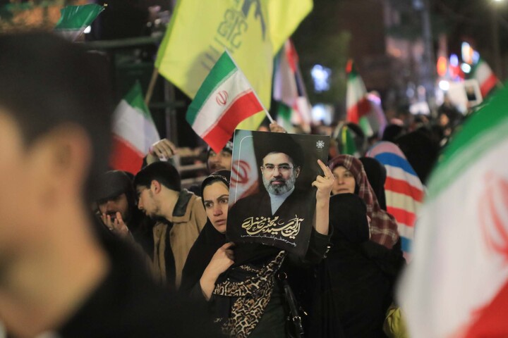 تصاویر| راهپیمایی دوازدهمین شب عزاداری شهادت رهبر انقلاب در بیرجند