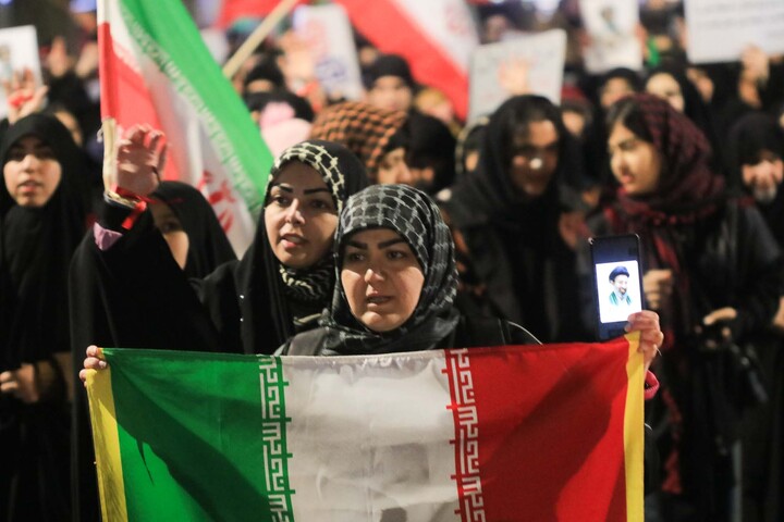 تصاویر| راهپیمایی دوازدهمین شب عزاداری شهادت رهبر انقلاب در بیرجند