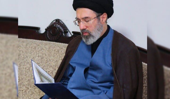 حوزۂ علمیہ قم اور اصفہان کے بعض علماء کا مجلسِ خبرگان کے بروقت اور دانشمندانہ فیصلہ کی ستائش