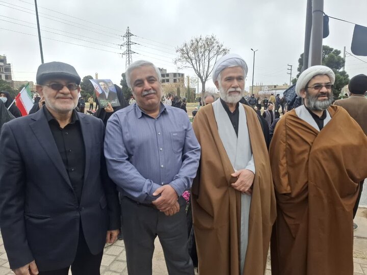 تصاویر/حضور طلاب و روحانیون کاشان در راهپیمایی روز جهانی قدس