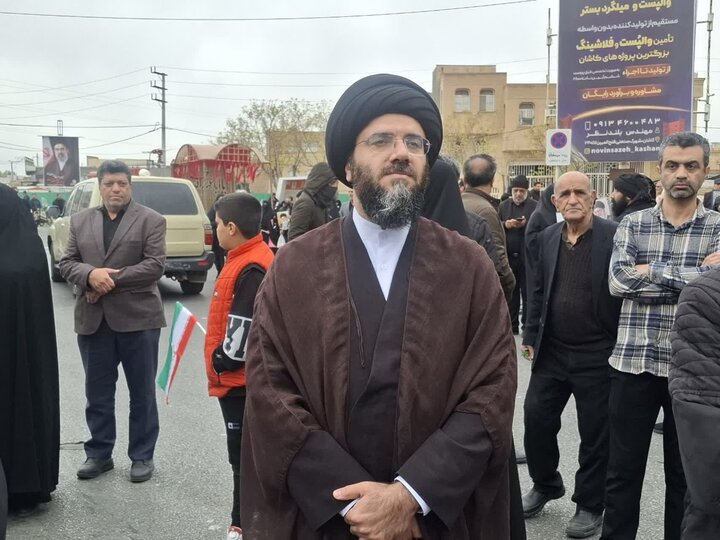 تصاویر/حضور طلاب و روحانیون کاشان در راهپیمایی روز جهانی قدس