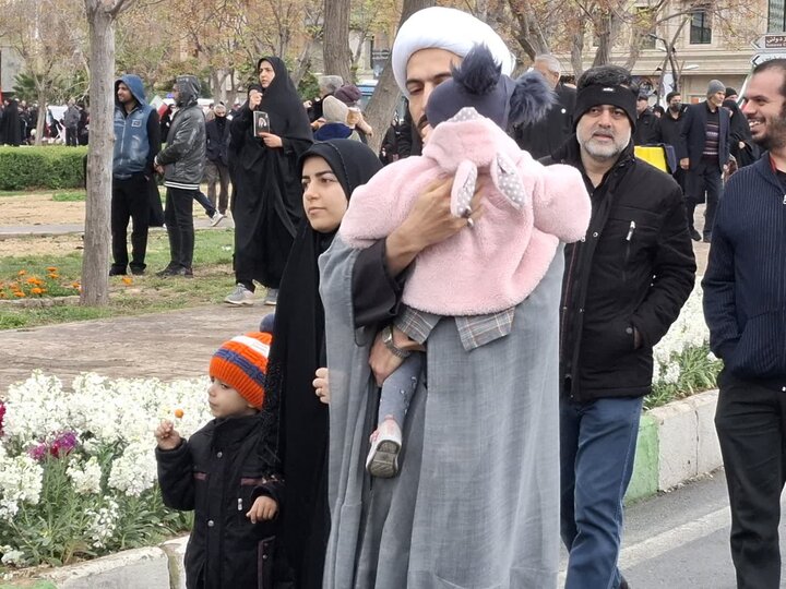 تصاویر/حضور طلاب و روحانیون کاشان در راهپیمایی روز جهانی قدس