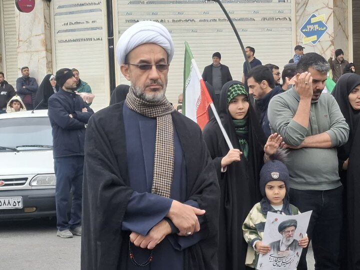 تصاویر/حضور طلاب و روحانیون کاشان در راهپیمایی روز جهانی قدس