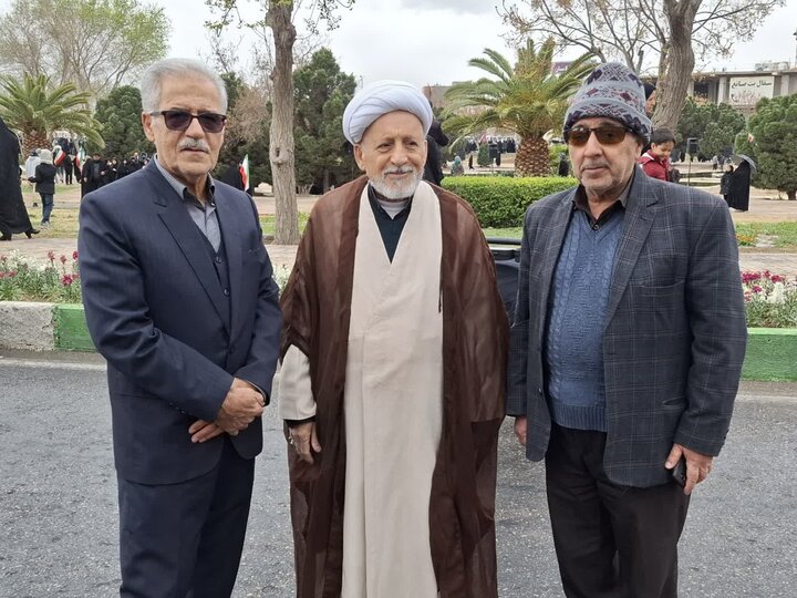 تصاویر/حضور طلاب و روحانیون کاشان در راهپیمایی روز جهانی قدس