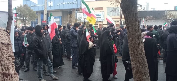تصاویر/ حضور طلاب و کادر مدرسه علمیه فاطمه‌الزهرا اراک در راهپیمایی روز قدس