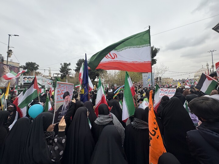 تصاویر / مراسم راهپیمایی باشکوه روز جهانی قدس در شهر مقدس قم
