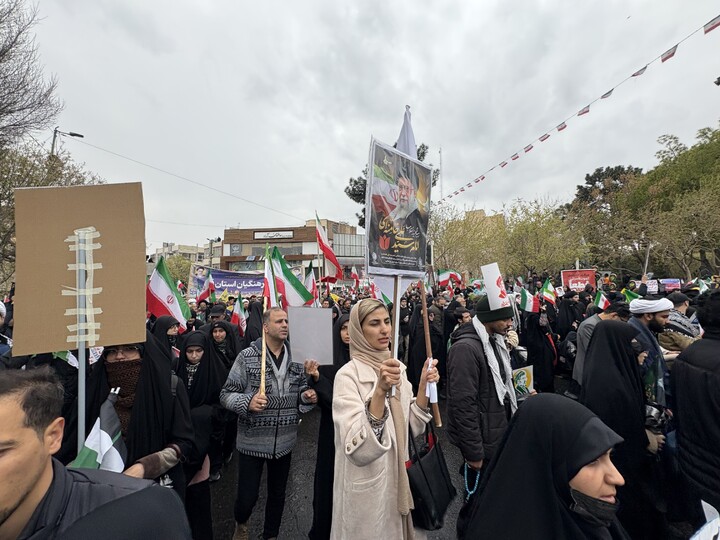 تصاویر / مراسم راهپیمایی باشکوه روز جهانی قدس در شهر مقدس قم