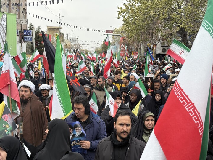 تصاویر / مراسم راهپیمایی باشکوه روز جهانی قدس در شهر مقدس قم