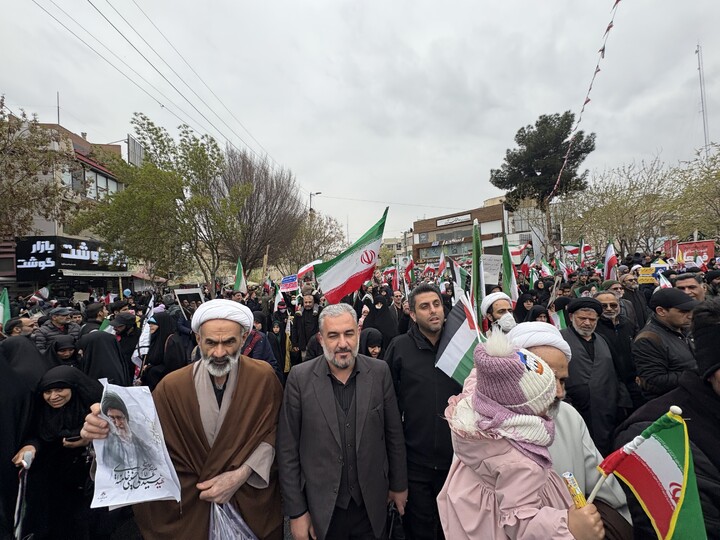 تصاویر / مراسم راهپیمایی باشکوه روز جهانی قدس در شهر مقدس قم