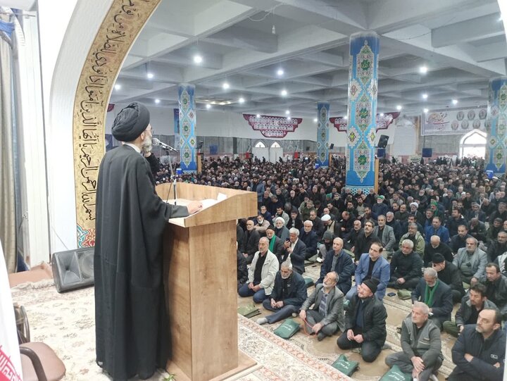 تصاویر/ نماز عبادی سیایی جمعه کاشان