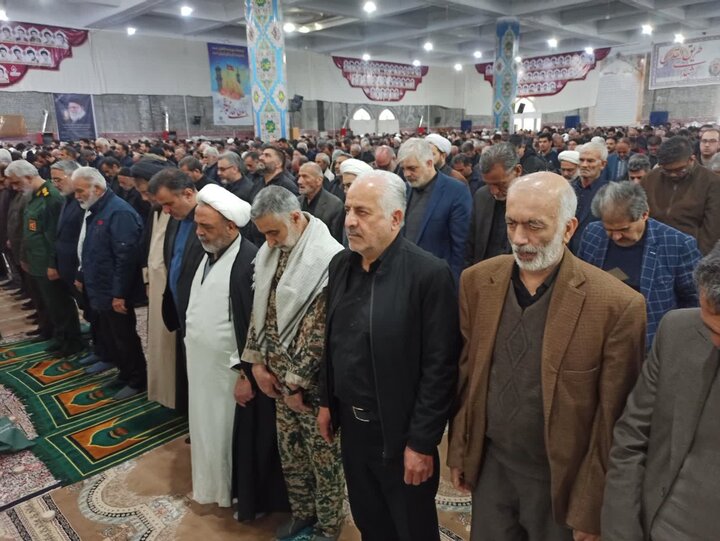 تصاویر/ نماز عبادی سیایی جمعه کاشان