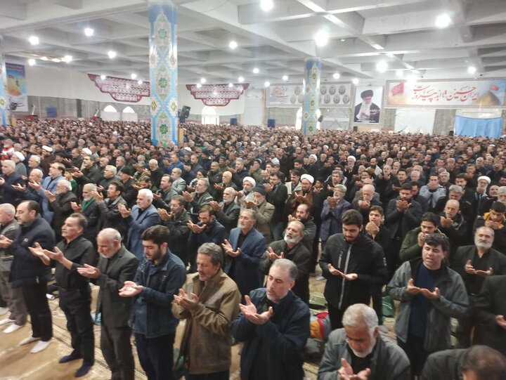 تصاویر/ نماز عبادی سیایی جمعه کاشان