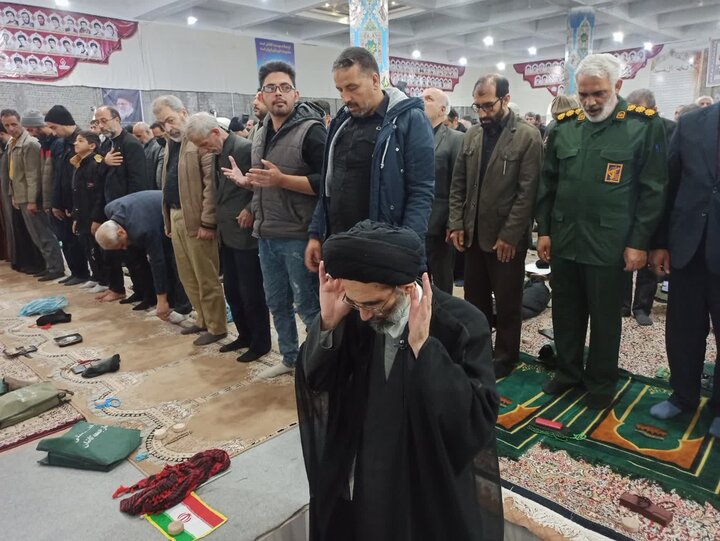 تصاویر/ نماز عبادی سیایی جمعه کاشان