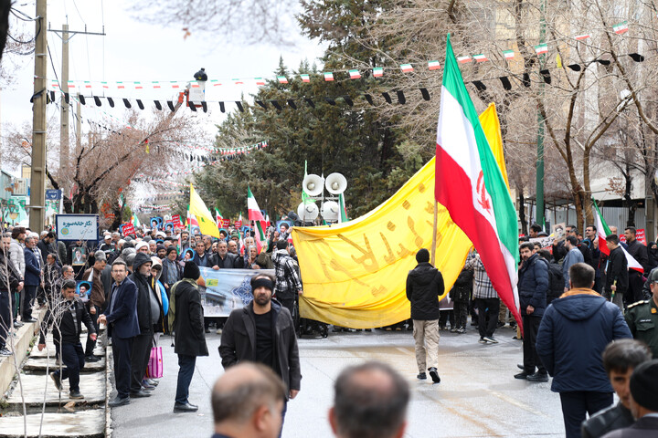 تصاویر/ راهپیمایی روز جهانی قدس در شهرکرد