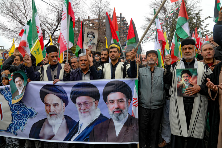 تصاویر/ راهپیمایی روز جهانی قدس در شهرکرد