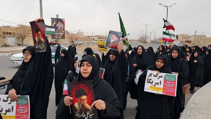 تصاویر حضور مردم مؤمن و انقلابی محمدآباد، یزدل ونوش آباد در راهپیمایی روز جهانی قدس
