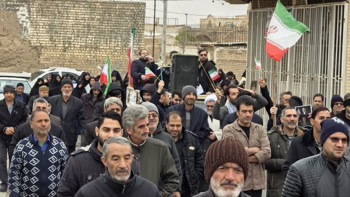 تصاویر حضور مردم مؤمن و انقلابی محمدآباد، یزدل ونوش آباد در راهپیمایی روز جهانی قدس