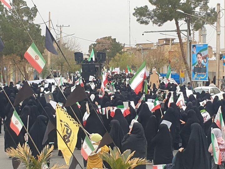 تصاویر حضور مردم مؤمن و انقلابی محمدآباد، یزدل ونوش آباد در راهپیمایی روز جهانی قدس