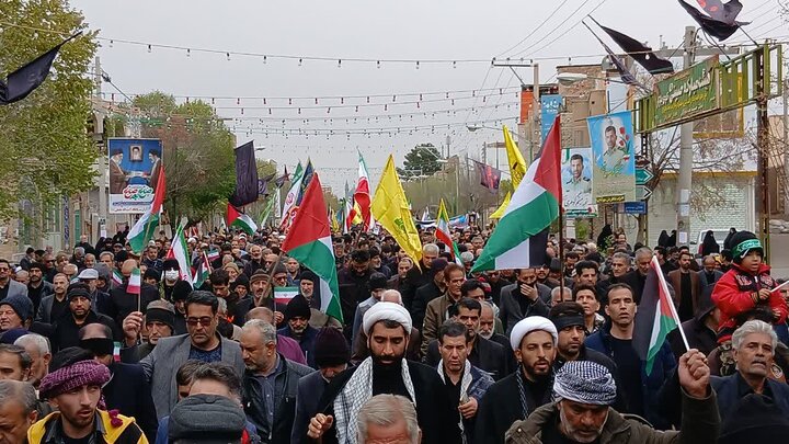 تصاویر حضور مردم مؤمن و انقلابی محمدآباد، یزدل ونوش آباد در راهپیمایی روز جهانی قدس