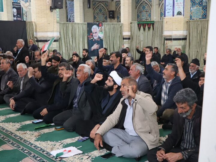 تصاویر/ اقامه‌ نماز جمعه در شهر زیدآباد