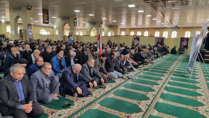نماز جمعه گناوه به روایت تصویر