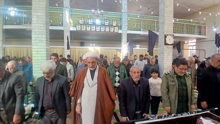 تصاویر/ اقامه نماز جمعه پلدشت