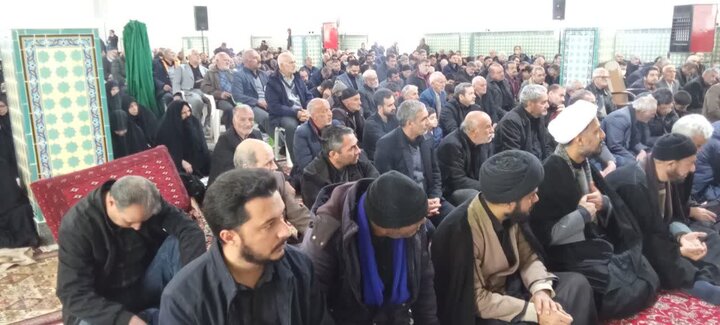 تصاویر/نمازعبادی سیاسی جمعه جوشقان قالی