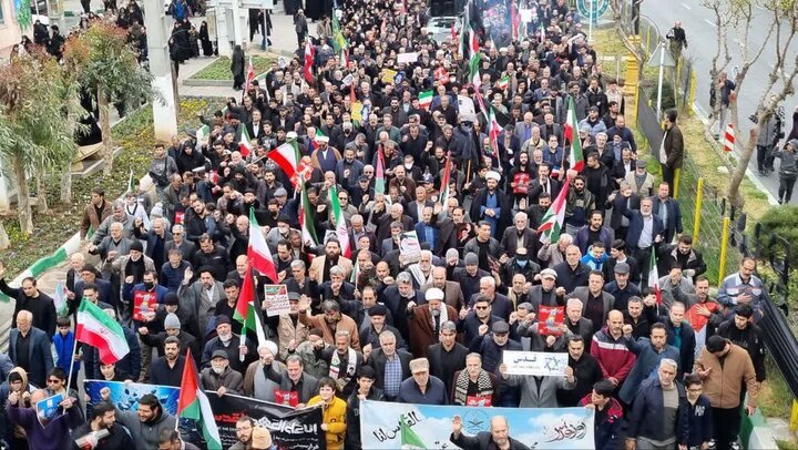 تصاویر / حضور گسترده مهاجرین افغانستانی شهرستان قرچک در راهپیمایی روز جهانی قدس