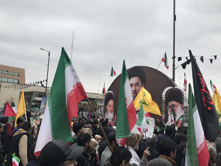 تصاویر/حضور پرشور مردم کرمان در راهپیمایی روز جهانی قدس در ۲۲ اسفندماه ۱۴٠۴