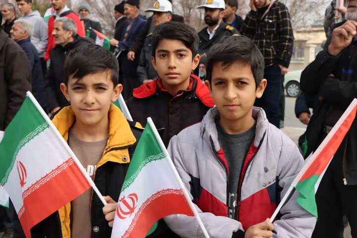 تصاویر/ راهپیمایی با شکوه روز جهانی قدس در نوشین شهر
