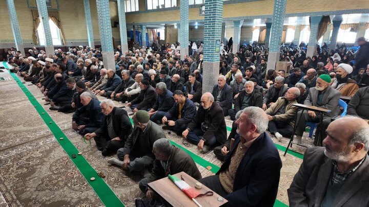تصاویر/ آیین عبادی سیاسی نماز جمعه نوشین شهر