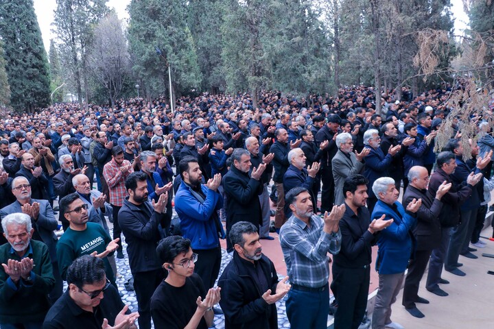 تصاویر| نماز جمعه باشکوه روز قدس در بیرجند