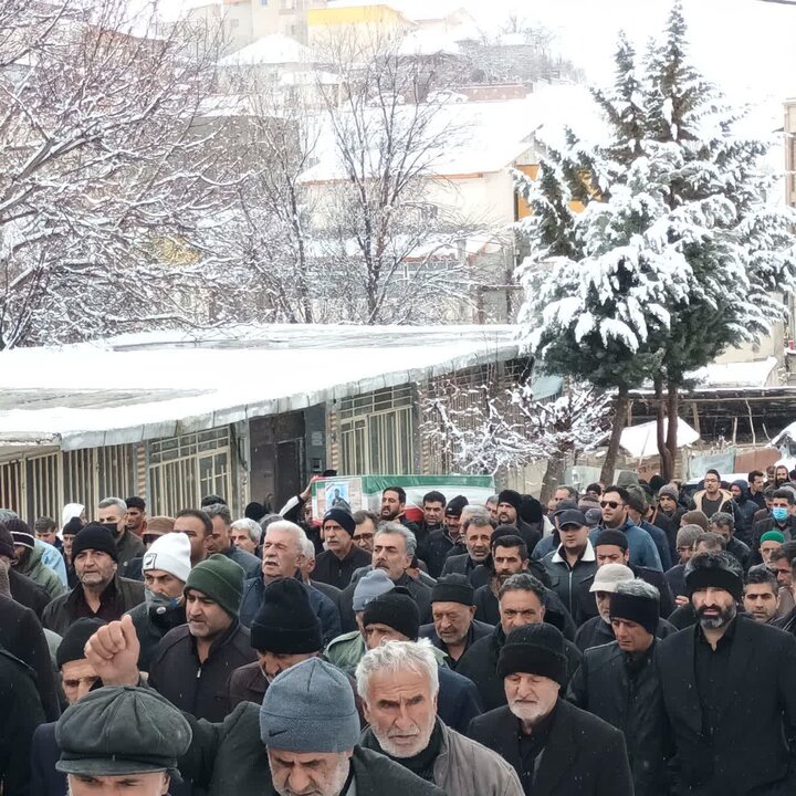 تصاویر/ مراسم راهپیمایی روز جهانی قدس در هوای سرد و برفی بخش ارجمند استان تهران
